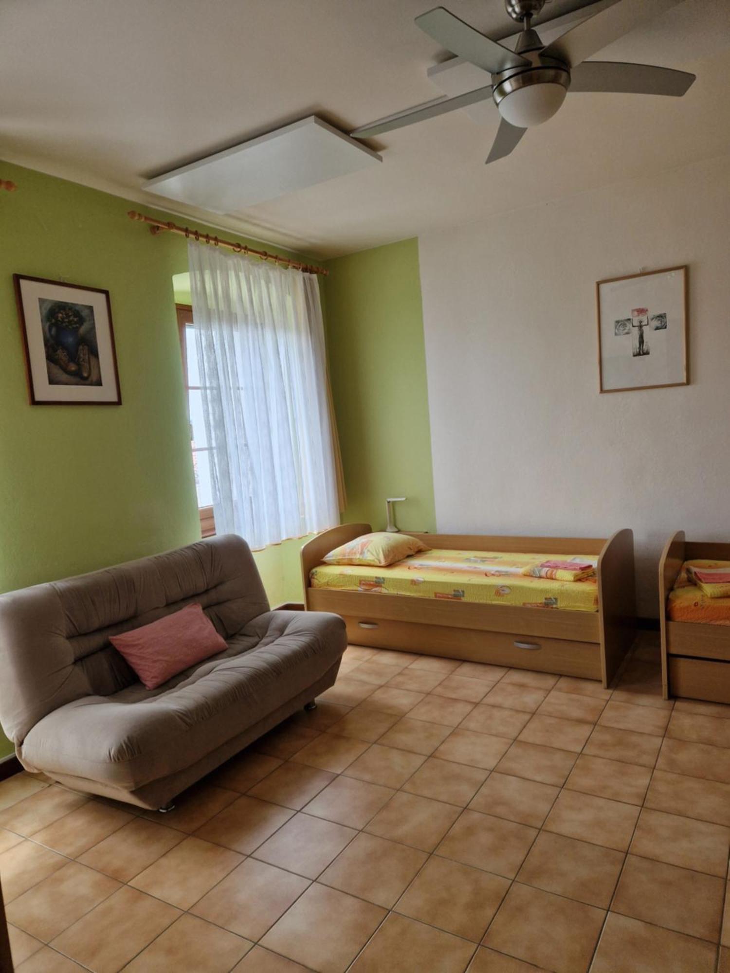 Apartma In Soba Vipavski Kriz Ajdovscina Room photo